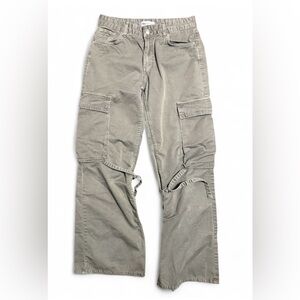 Zara Cargo Pants in Olive Green